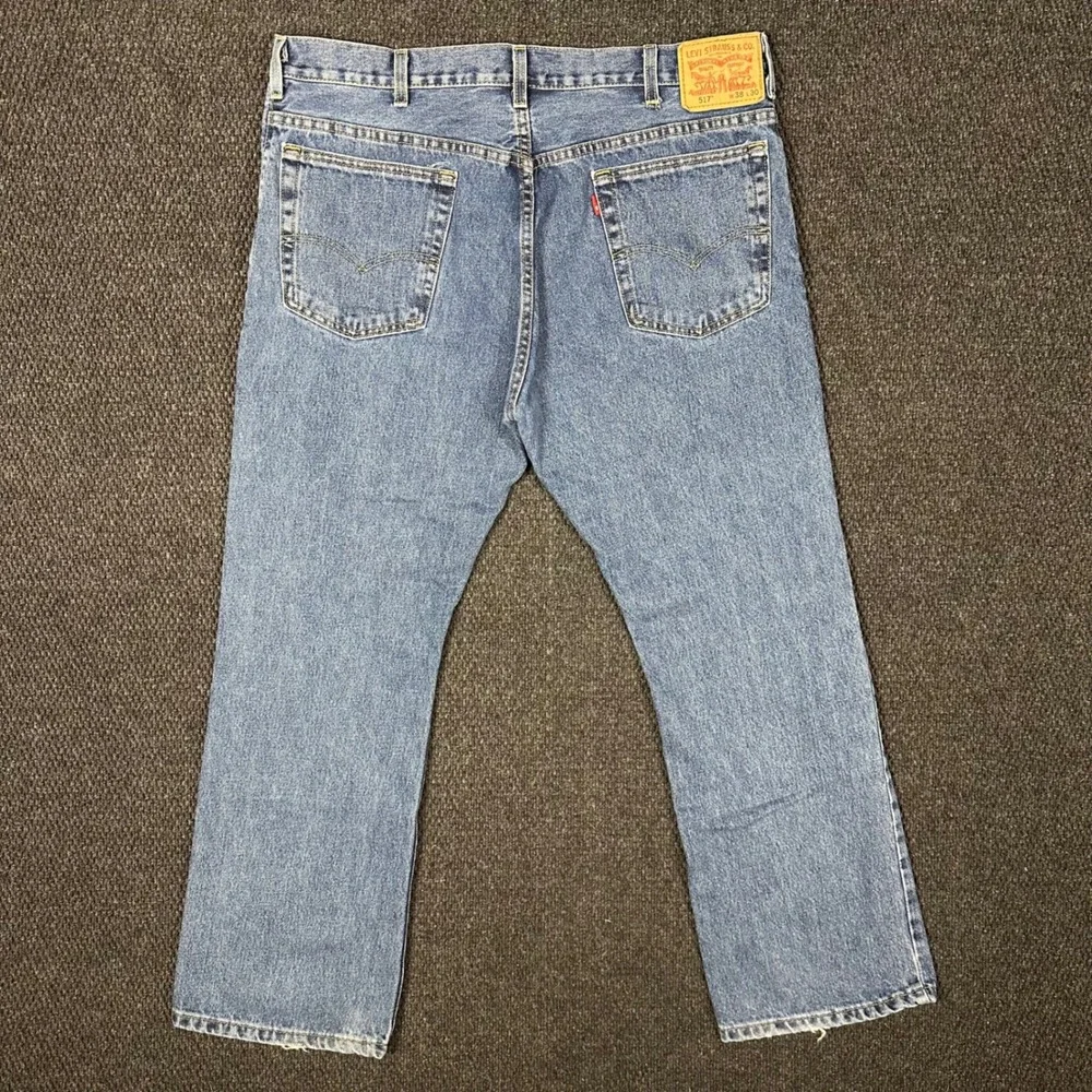 Levi's 517 Bootcut Jeans Mens 38x30 Blue Medium Wash Denim Cowboy (Fit 37x30)